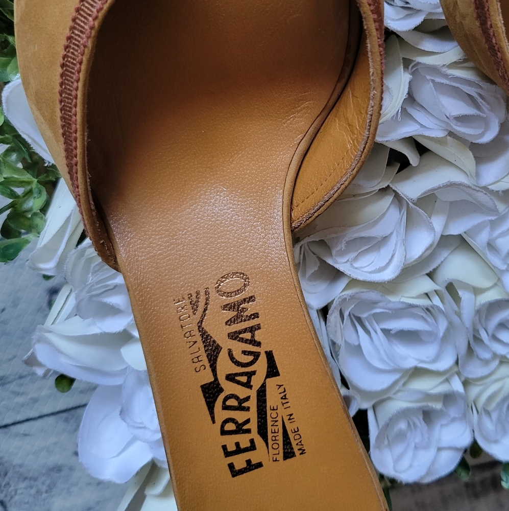 Salvatore Ferragamo Suede Mules - Picture 4 of 7